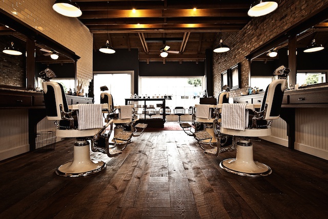 The Barber Shop Audio Brain Trick using Binaural Recording